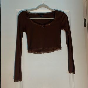 Forever 21 Longsleeve Crop Tee S